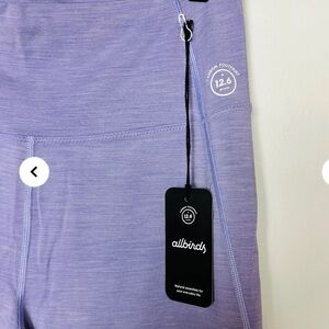 Allbirds Natural Flow Leggings purple hush
NWT 
Size: XL